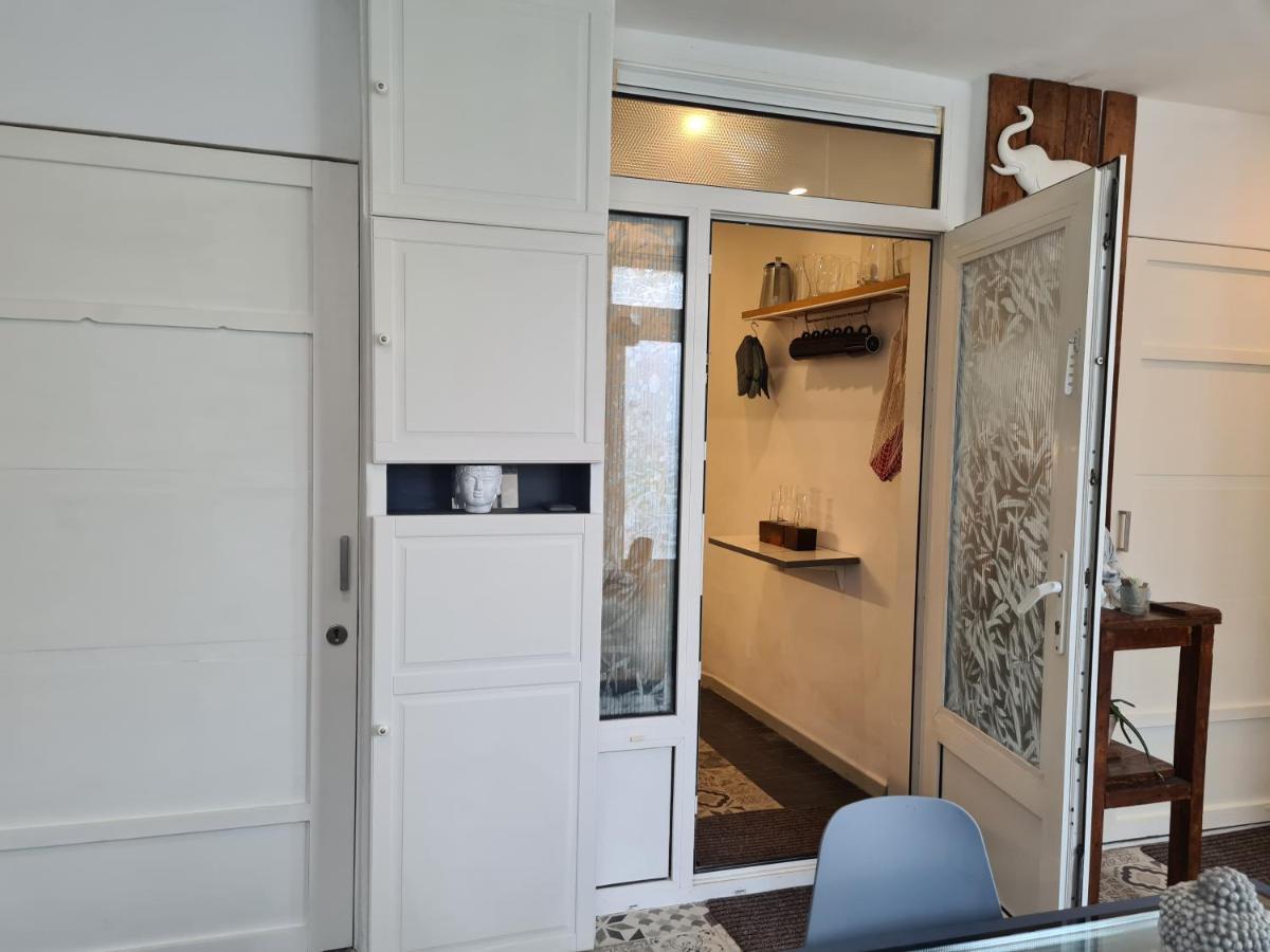1 bedroom 15 min by tram to Amsterdam centre! Buitenkant foto