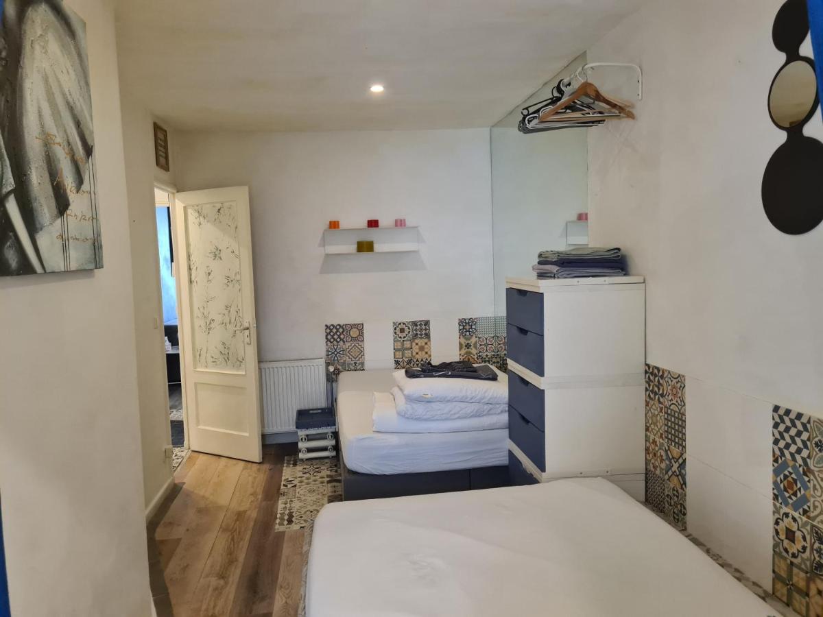 1 bedroom 15 min by tram to Amsterdam centre! Buitenkant foto