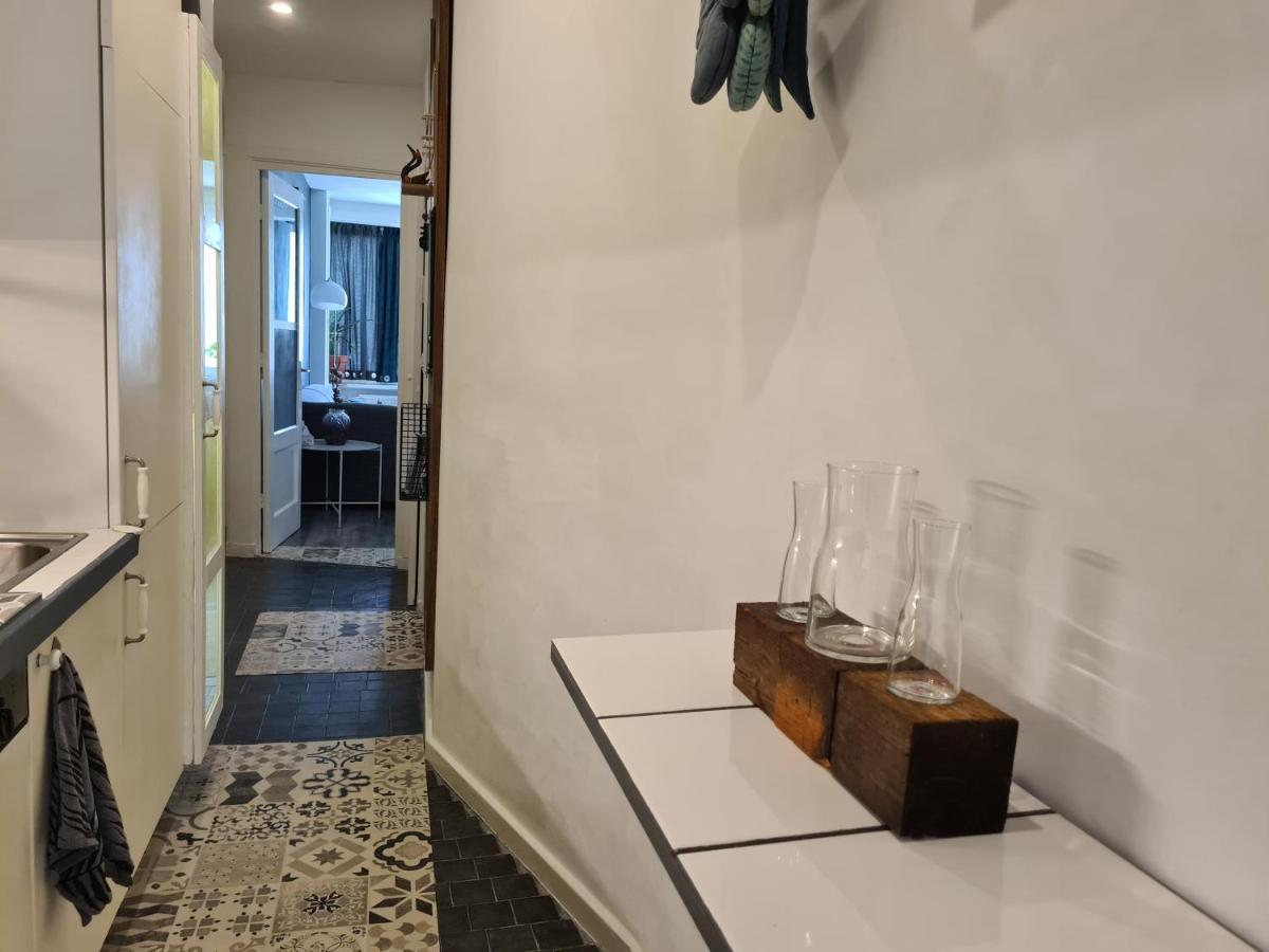 1 bedroom 15 min by tram to Amsterdam centre! Buitenkant foto